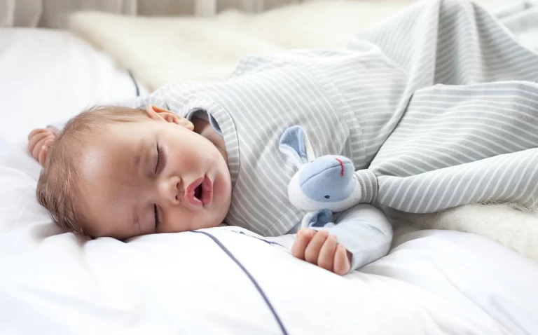 Pick The Right Sleeping Bag For Your Baby With These Tips