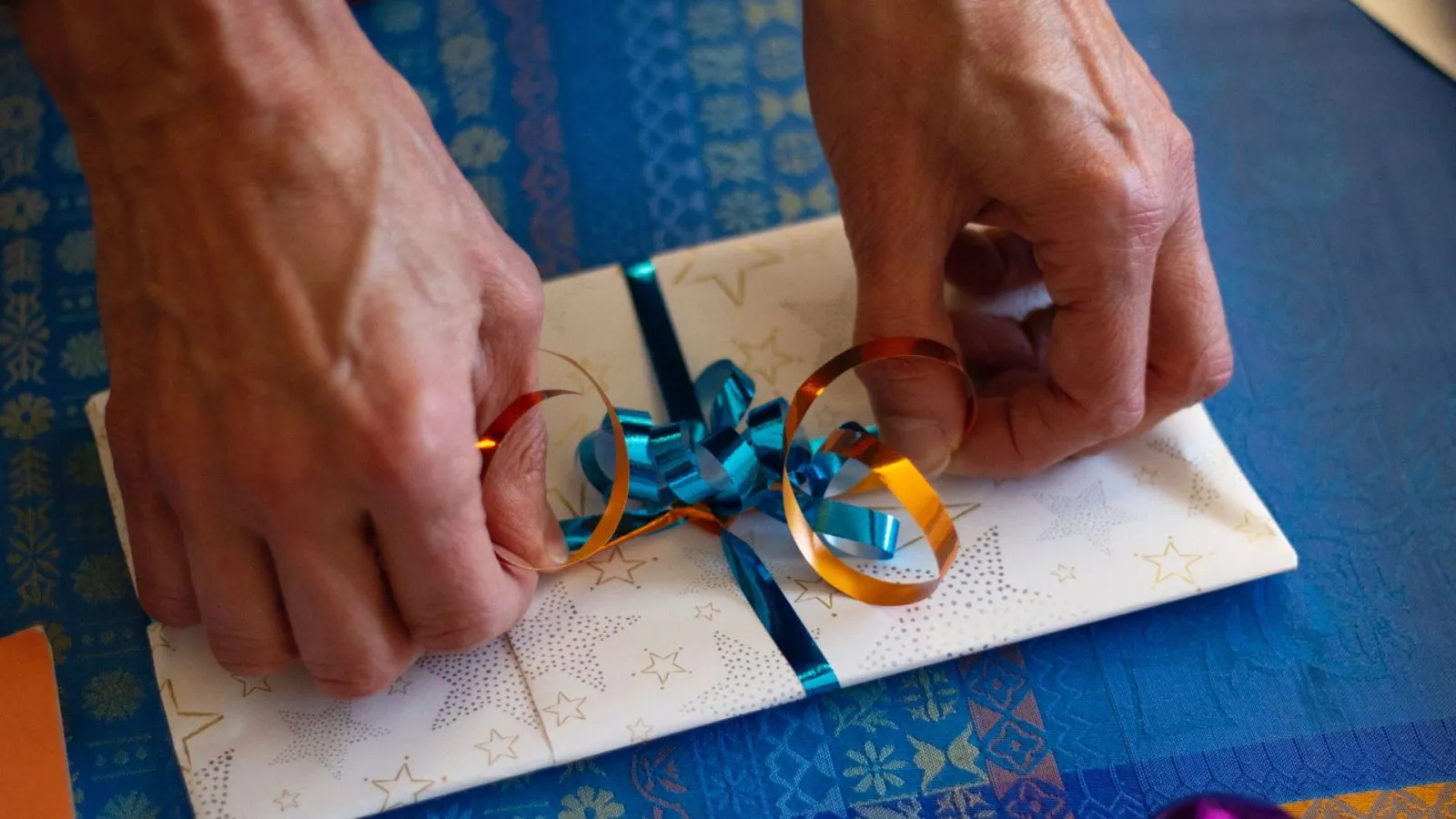 Last minute gifting simplified through platforms, simple ways to buy gift cards online, today